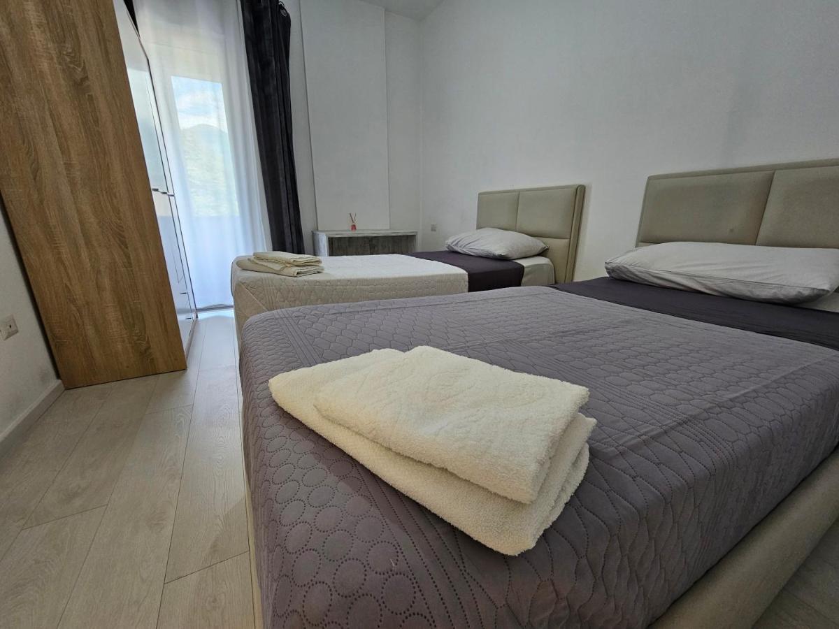 Tower Bridge Apartment Tirana Exterior foto